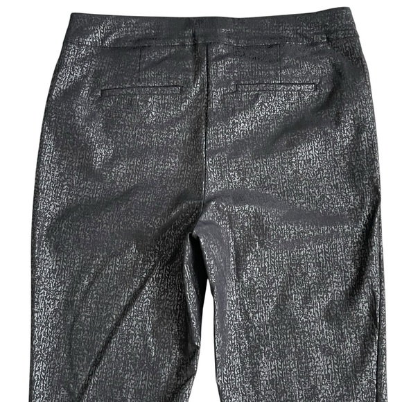 Chico’s Brigitte Sliming Pull On Pants Women’s Size 1.5 US 10 Black Ankle Shiny - Picture 8 of 12